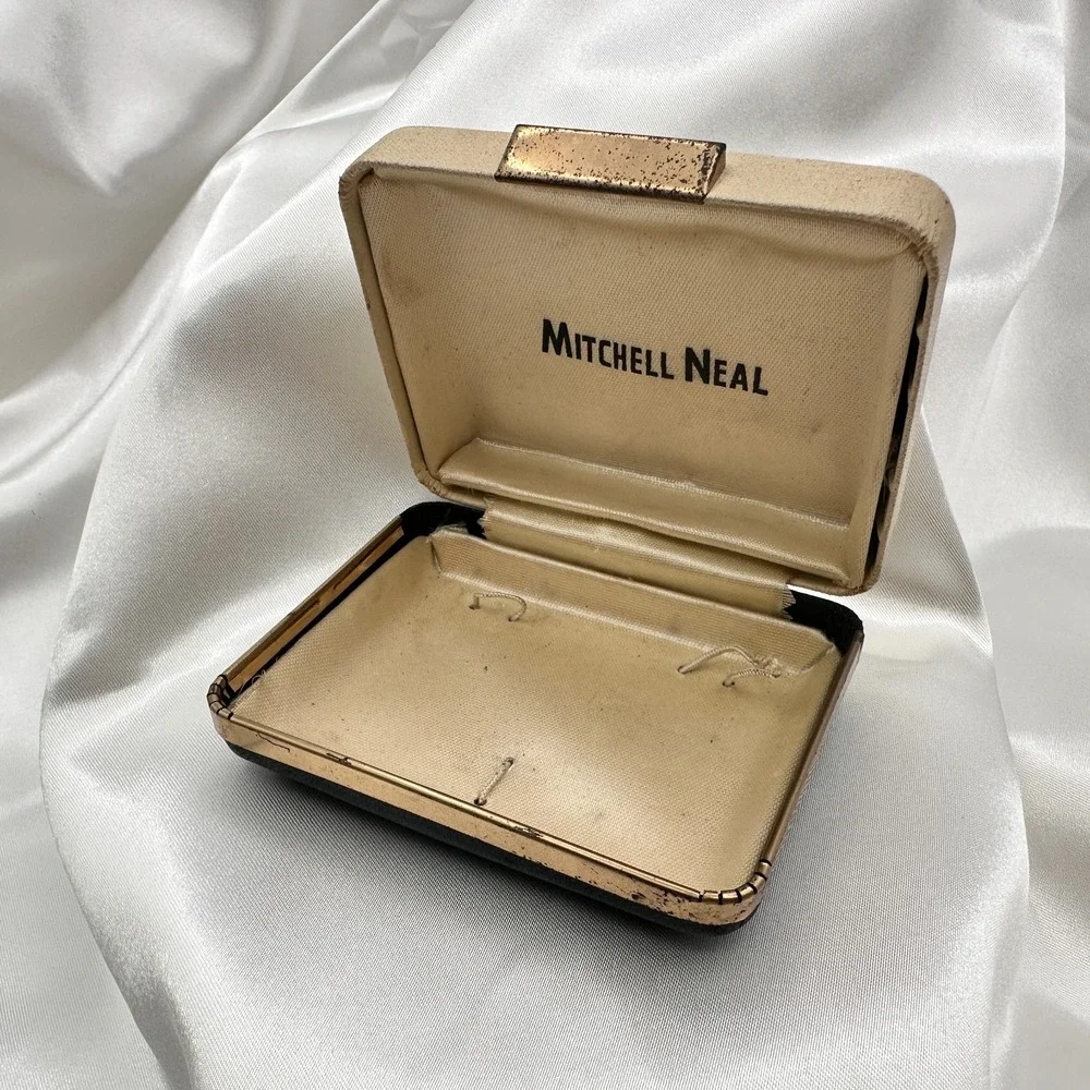 Vintage 80s Krementz Cream Textured Silk Presentation Box Gold Tone Trim Jewelry